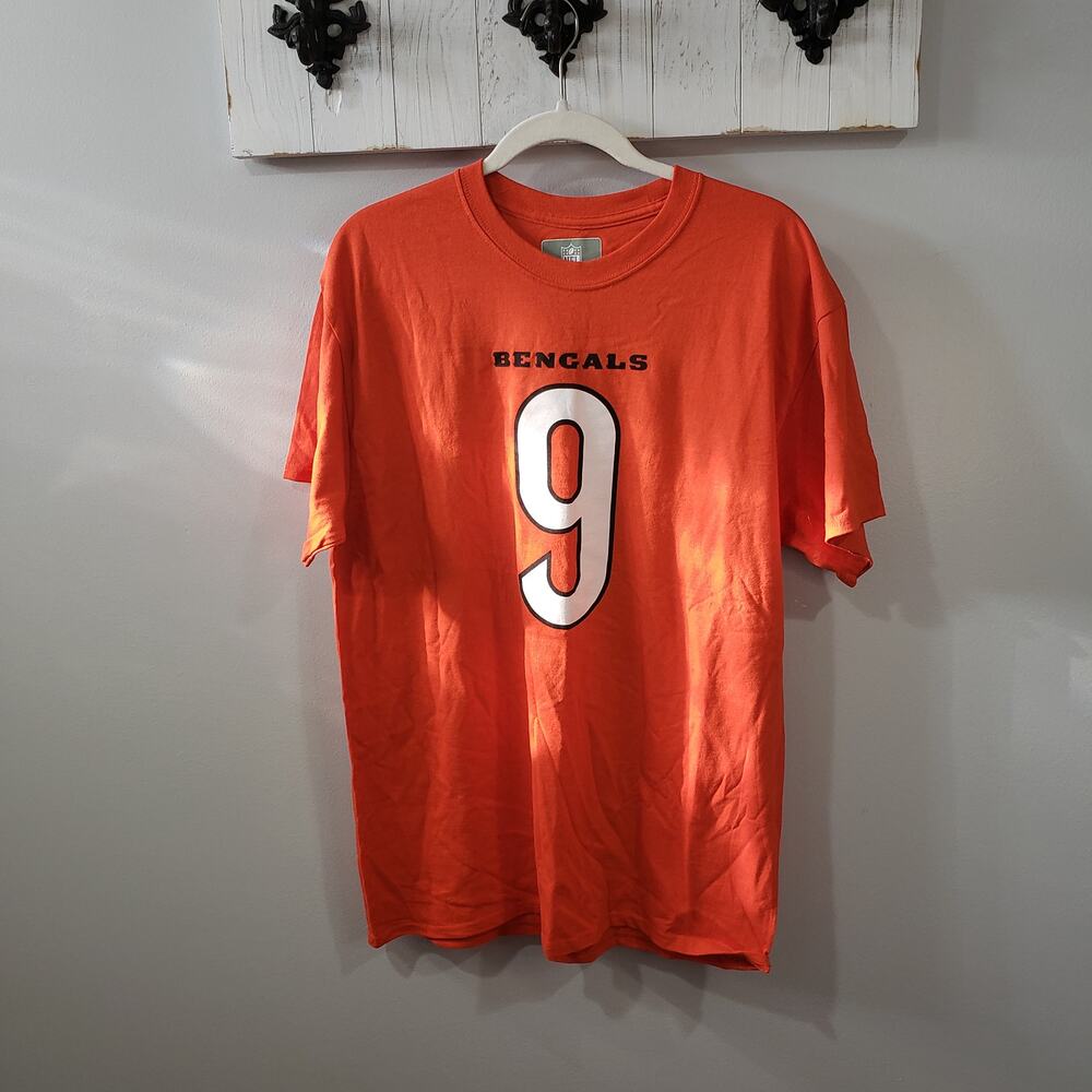 Joe Burrow #9 Bengals NFL Tee Men's Large